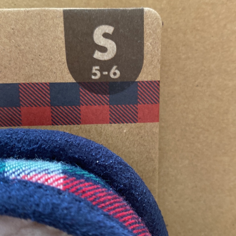 Memory Form Slippers 💰 - Picture 3 of 6